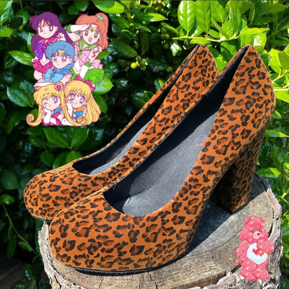 cheetah print heelz